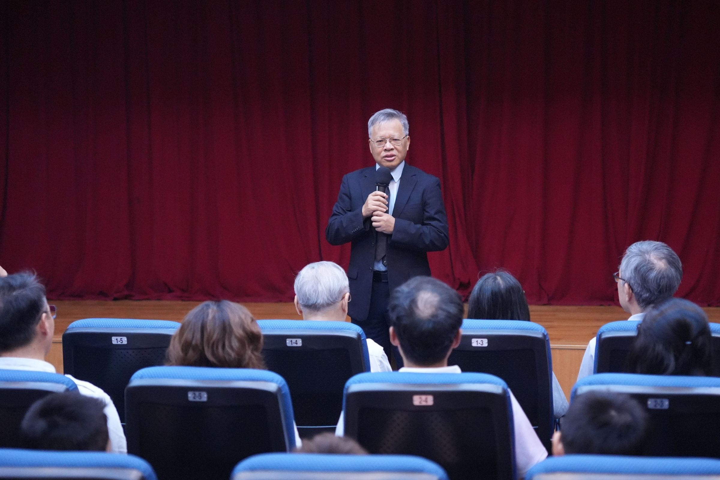 中央大學蕭述三校長表示，金門國家公園小行星的發現與命名，讓金門的歷史、文化與自然之美，從島嶼延伸至浩瀚星空。蔡沛倫攝