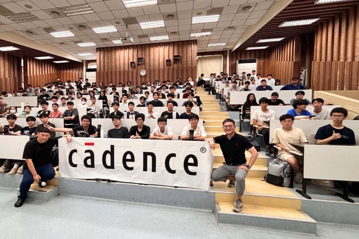 傑出職涯導師電機系龔存雄老師邀請業界專家分享產業發展趨勢,拓展學生職涯視野。照片職涯發展中心提供
